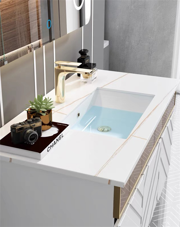 tvättställsspegel GGP61