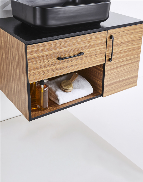 Badrumsskåp Fåfänga GGM09