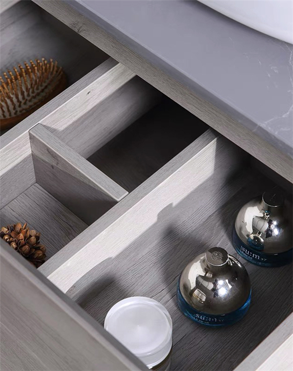 badrumsskåp lyxiga GGM29